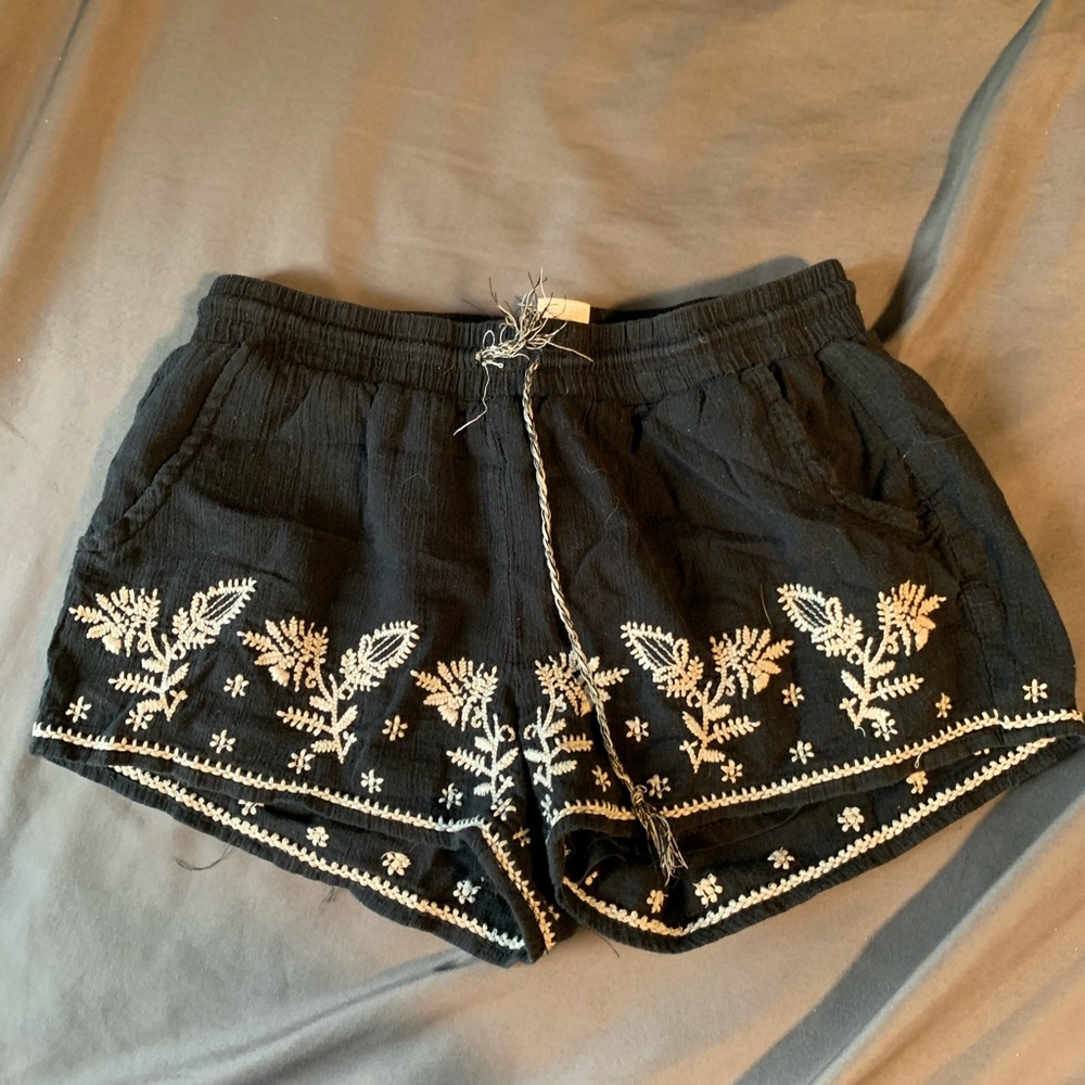 black women shorts